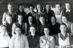 Savukosken nuoria naisia 1950