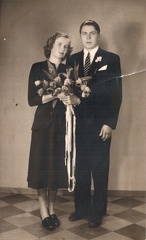 Marja Ila Kirsti Nyman e. Artto (1928–2018) ja Yrjö Johan Nyman (1919–1976)